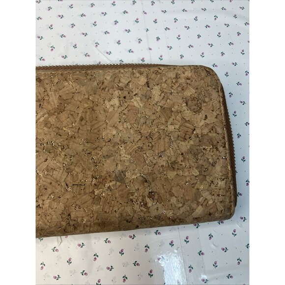 Thirty One Jewel Cork Style Wallet All About The Benjamin’s - Picture 6 of 13